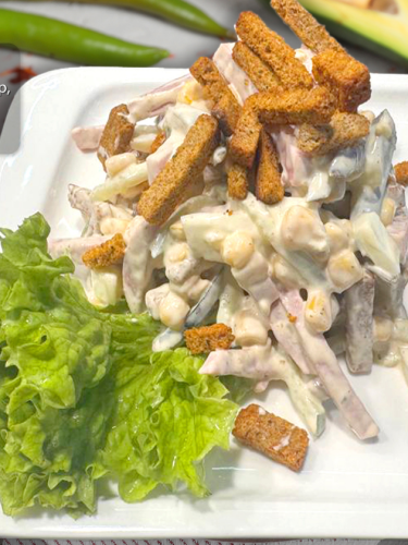 Салат кириешки