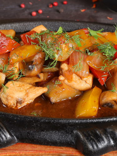 Курица с овощами
