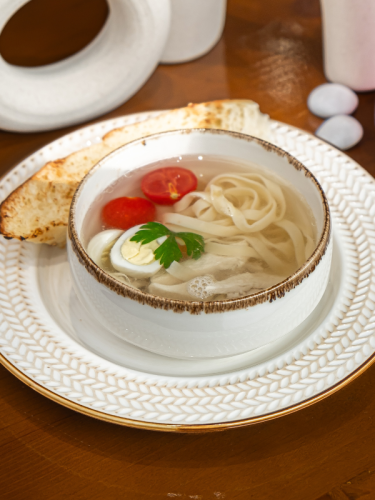 Куринный суп с лапшой