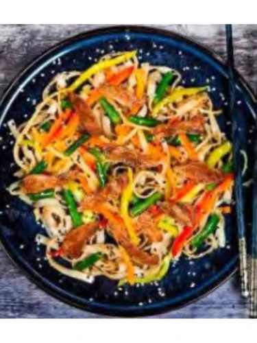 Удон с мясом