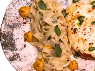 Куриное филе в соусе бешамель