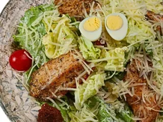 Цезарь с курицей